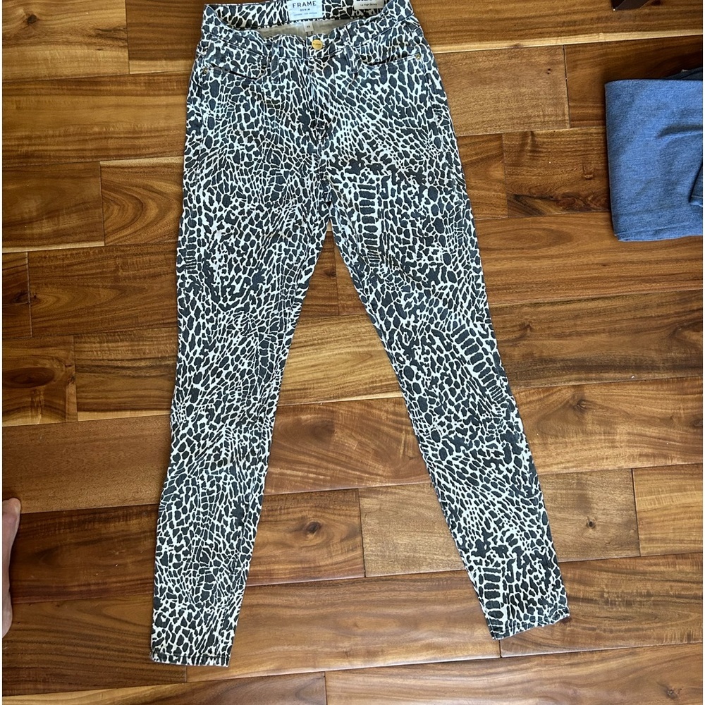 Frame Animal Print Skinny Jeans NWOT​